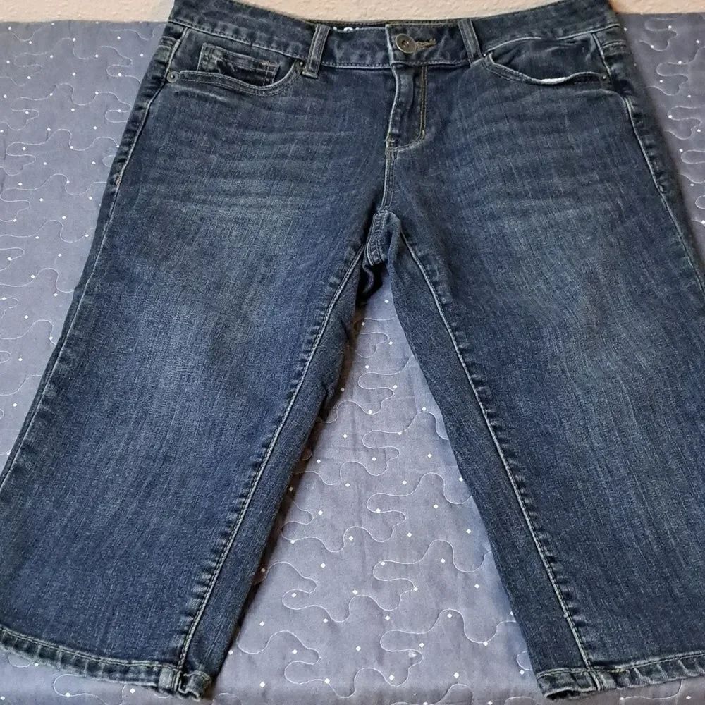 DKNY Ludlow jean shorts size 6